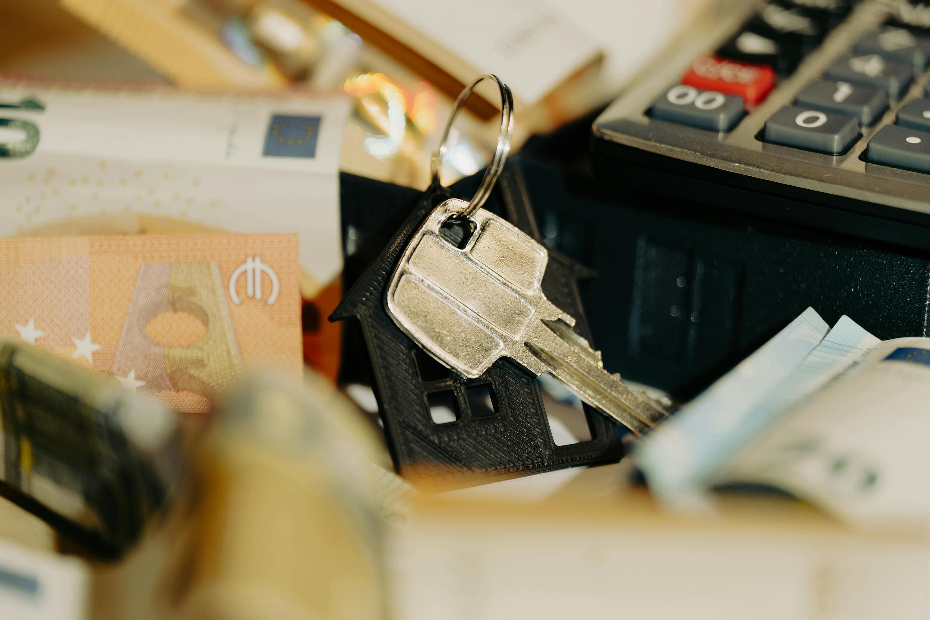 Stamp Duty Cliff-Edge: 42% of UK Buyers Face 2025 Tax Trap