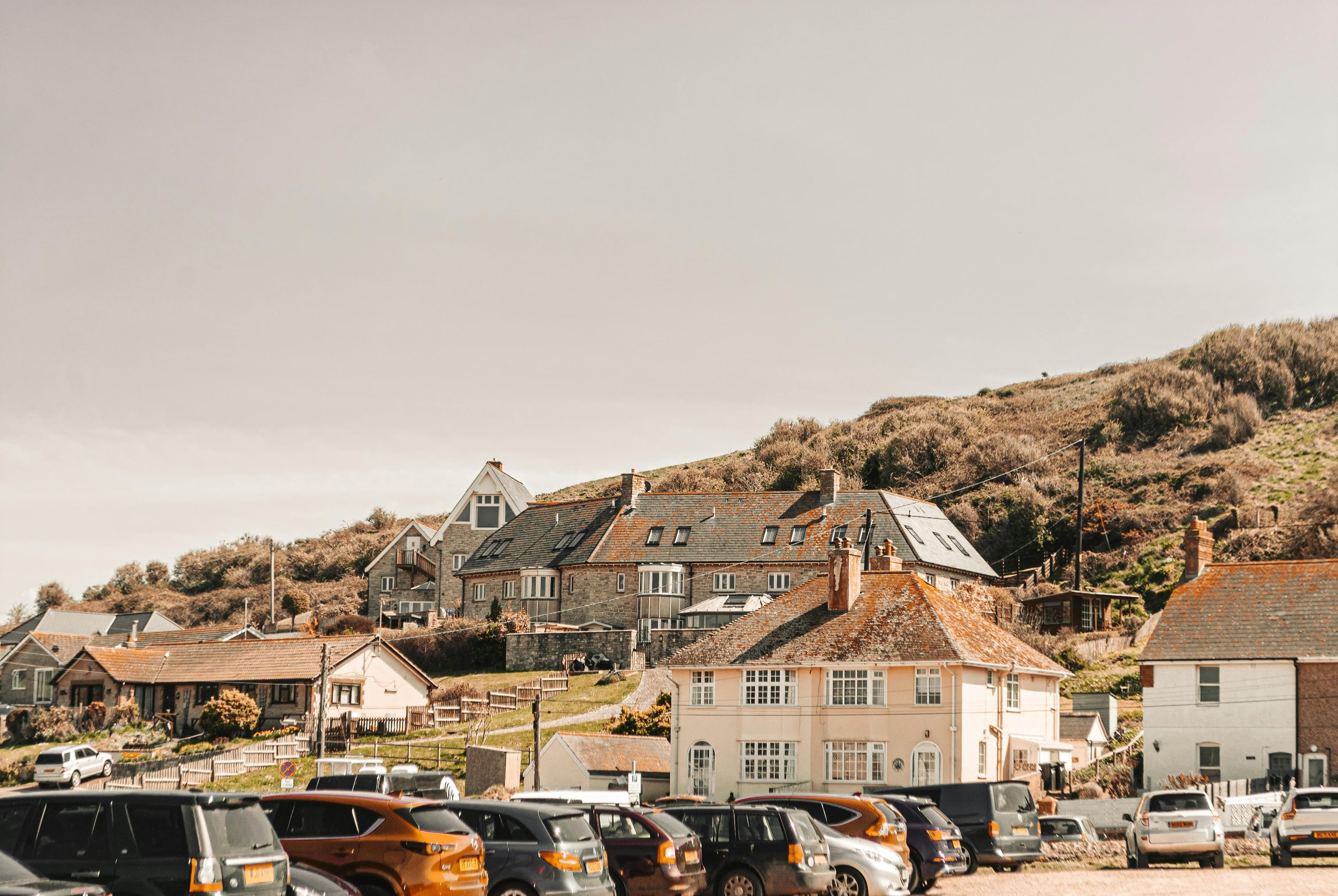 UK's Best Seaside Property Buys: Value & Lifestyle in 2025